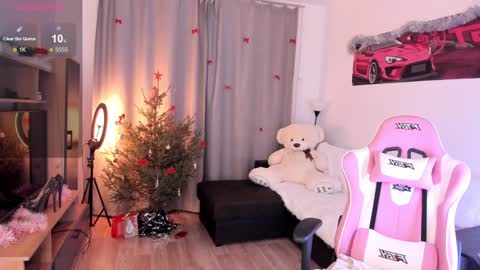 Snapshot of sweet_princess_ashley chatting on January 9, 10:20 pm Ashley online show from January 9, 10:20 pm