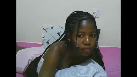 Snapshot of sweet_tattiana chatting on February 4, 10:10 am Tatty online show from February 4, 10:10 am