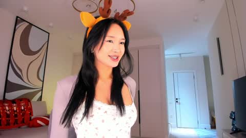 Yasu online show from December 28, 8:16 am