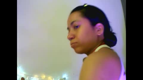 sweetapril_1991 online show from September 23, 1:42 pm