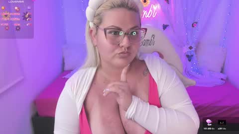 Andrea  online show from February 20, 6:39 am