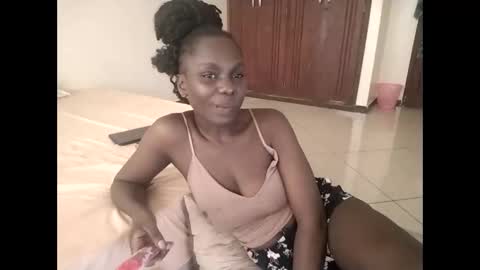 Lunargirl online show from February 8, 7:34 am