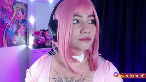       Independent model online show from October 15, 3:09 am