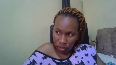 Snapshot of sweetdiva2012 chatting on September 13, 8:00 am sweetdiva2012 online show from September 13, 8:00 am