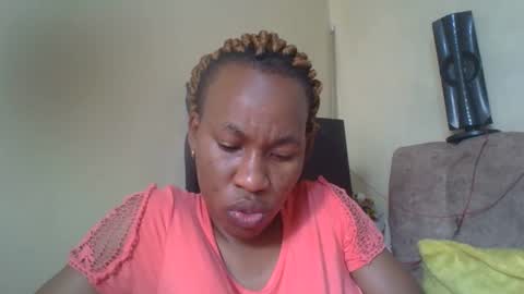 Snapshot of sweetdiva2012 chatting on September 19, 5:50 am sweetdiva2012 online show from September 19, 5:50 am
