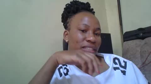 Snapshot of sweetdiva2012 chatting on October 15, 8:06 am sweetdiva2012 online show from October 15, 8:06 am