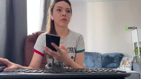 Vicktorious online show from February 20, 9:55 am