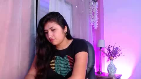 Snapshot of sweetgh_ chatting on September 10, 11:21 am Sweet online show from September 10, 11:21 am