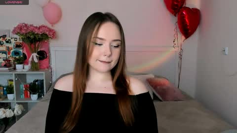 Hannah online show from May 23, 2:48 pm