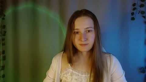 Snapshot of sweetie_lover chatting on October 2, 7:52 pm Annie online show from October 2, 7:52 pm