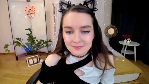 Snapshot of sweetintouch chatting on February 16, 6:21 pm sweetintouch online show from February 16, 6:21 pm