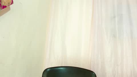 mishel online show from November 10, 4:40 am