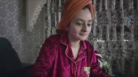 sweetliaison online show from December 18, 4:56 pm