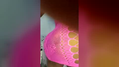 sweetlinah001 online show from July 2, 4:29 am