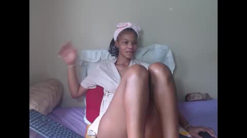 sweetlipss_ online show from November 8, 10:09 am