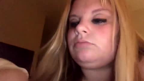 Snapshot of sweetlisa92 chatting on January 6, 2:37 am Lisa online show from January 6, 2:37 am