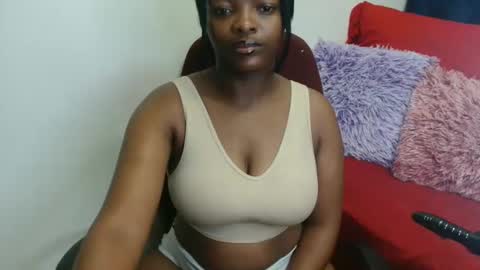 sweetlittlelolax online show from February 22, 4:41 pm