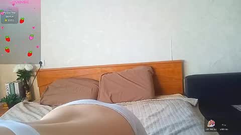 Louise  online show from March 1, 2:55 am