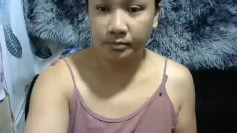 sweetnipples1987 online show from March 9, 10:35 pm