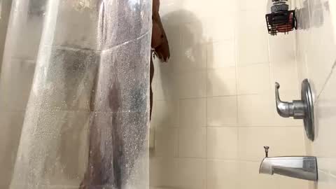 Snapshot of sweetnlow21 chatting on March 1, 7:04 pm sweetnlow21 online show from March 1, 7:04 pm