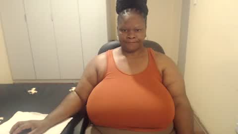 sweetnoziexxx online show from February 27, 5:13 am