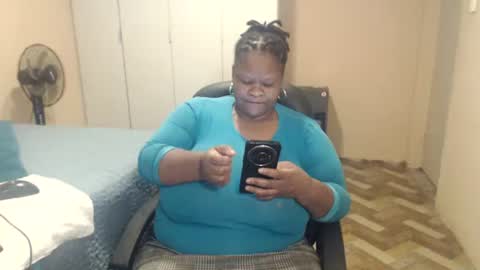 sweetnoziexxx online show from April 23, 6:21 am