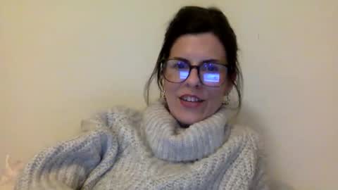 sweetriddance online show from February 25, 2:10 am