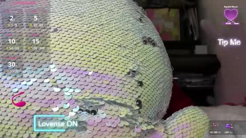 Mia online show from October 2, 8:25 pm