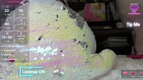 Mia online show from November 3, 9:19 pm