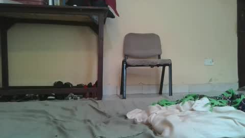 sweetyass25 online show from April 17, 6:26 am