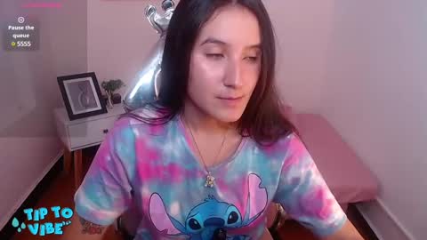 Snapshot of sweetyy_lollipop chatting on February 10, 7:49 pm Catalina online show from February 10, 7:49 pm
