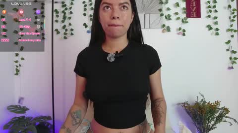 Helen  online show from October 18, 8:43 pm