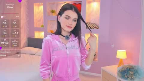 Eva online show from November 26, 7:04 pm