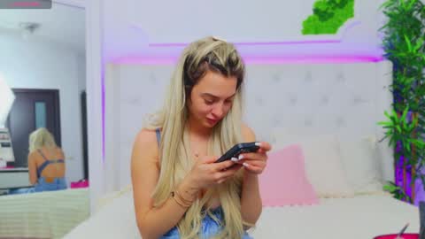 Arianna online show from January 28, 1:38 pm