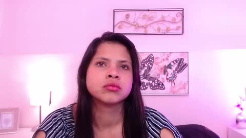 Snapshot of taira_rouse chatting on October 20, 11:35 am Taira online show from October 20, 11:35 am