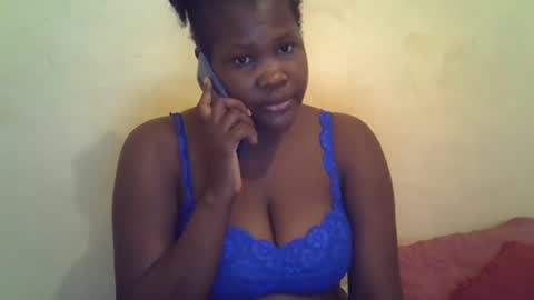 Snapshot of taliah254 chatting on February 12, 6:40 am taliah254 online show from February 12, 6:40 am