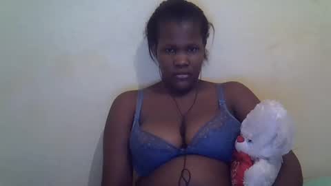 Snapshot of taliah254 chatting on February 15, 6:55 pm taliah254 online show from February 15, 6:55 pm