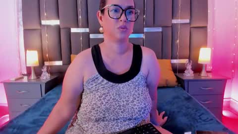 tali  online show from January 14, 11:10 pm