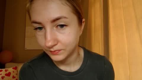  Kira  online show from March 7, 6:35 am