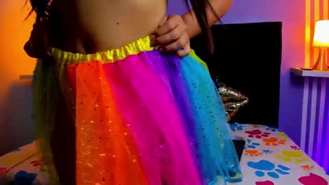 tall_hot_brunette online show from October 29, 8:22 pm