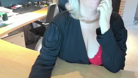 Tammy online show from October 14, 4:09 pm