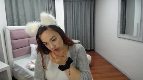 Tammara  online show from February 19, 4:34 am