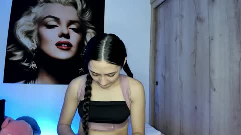 tania06 online show from October 9, 1:15 pm