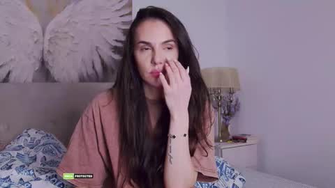 Tania Amore online show from March 12, 9:06 pm