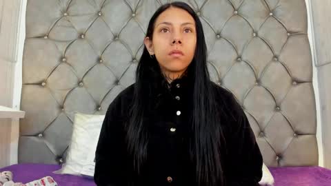 TANIT ANGELS online show from December 18, 1:12 pm