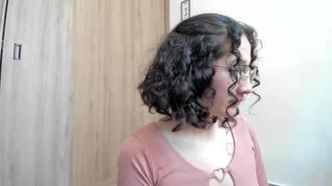 tanya online show from December 7, 7:10 pm