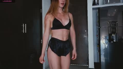 Tara White online show from March 29, 8:41 pm