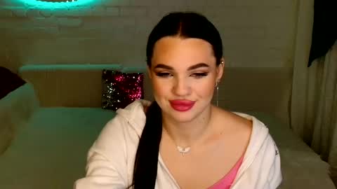 tasty_babyy online show from December 9, 3:22 pm