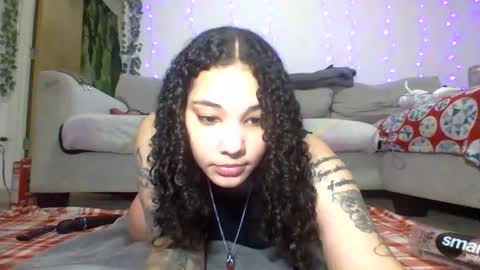 tastylolaa online show from April 25, 4:37 am