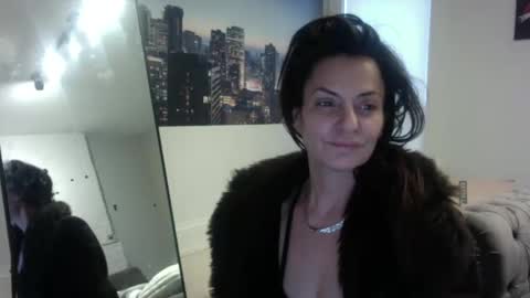 Apple Jucy online show from January 5, 7:06 pm